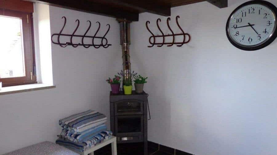 Albergue 108 to Santiago, Barbadelo, Lugo - Camino Francés :: Albergues del Camino de Santiago