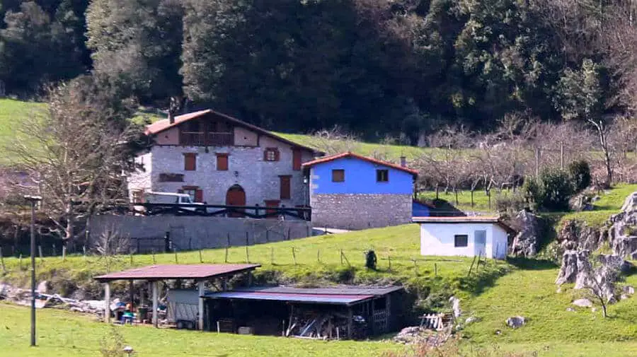 Albergue Intxauspe, Markina-Xemein, Vizcaya - Camino del Norte :: Albergues del Camino de Santiago