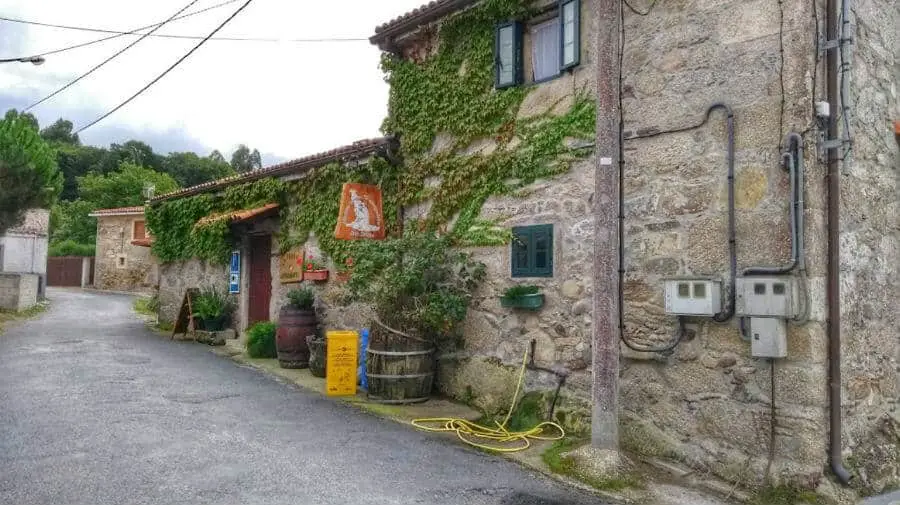Albergue O Abrigadoiro, San Xulián do Camiño, Lugo - Camino Francés :: Albergues del Camino de Santiago