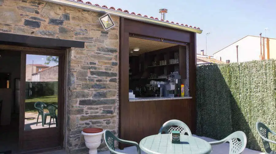 Albergue San Antón, Melide, La Coruña - Camino Francés :: Albergues del Camino de Santiago