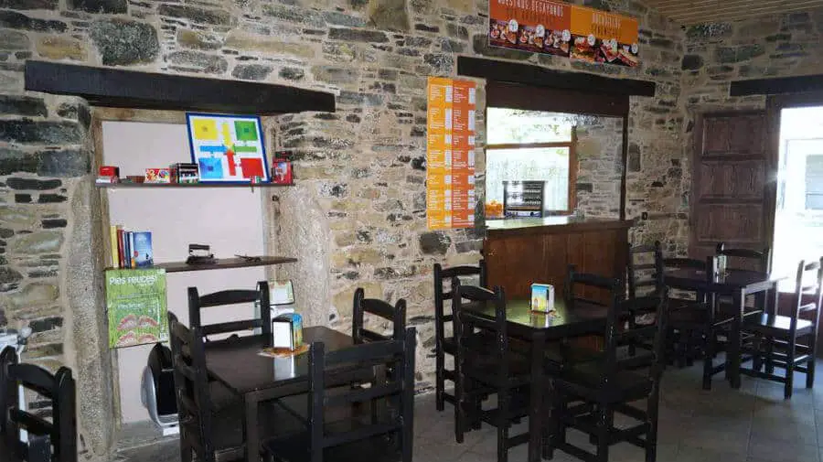 Albergue San Antón, Melide, La Coruña - Camino Francés :: Albergues del Camino de Santiago