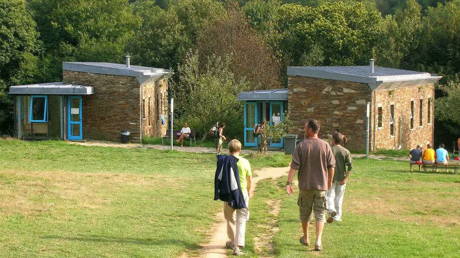 Albergue de peregrinos de la Xunta de Galicia, Triacastela, Lugo - Camino Francés :: Albergues del Camino de Santiago