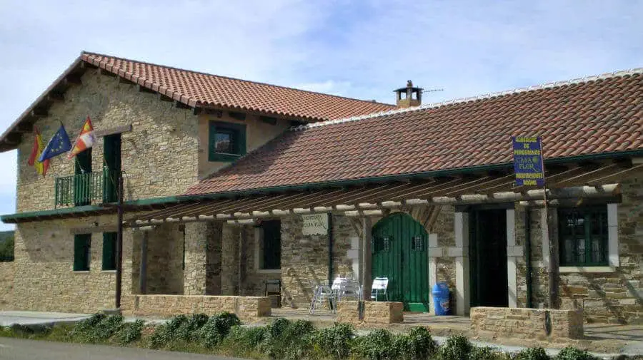 Albergue Hostería Casa Flor, Murias de Rechivaldo, León - Camino Francés :: Albergues del Camino de Santiago