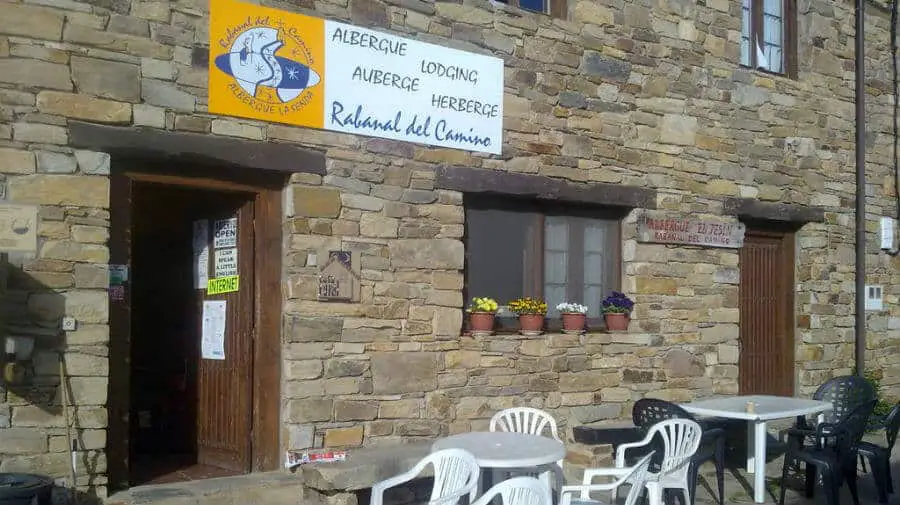 Albergue La Senda, Rabanal del Camino, León - Camino Francés :: Albergues del Camino de Santiago