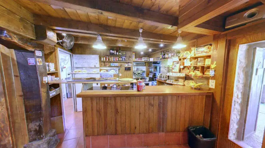 Albergue La Parada de Zuriáin, Zuriáin, Navarra - Camino Francés :: Albergues del Camino de Santiago