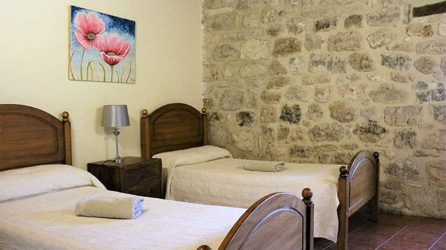 Albergue El Puntido, Hontanas, Burgos - Camino Francés :: Albergues del Camino de Santiago