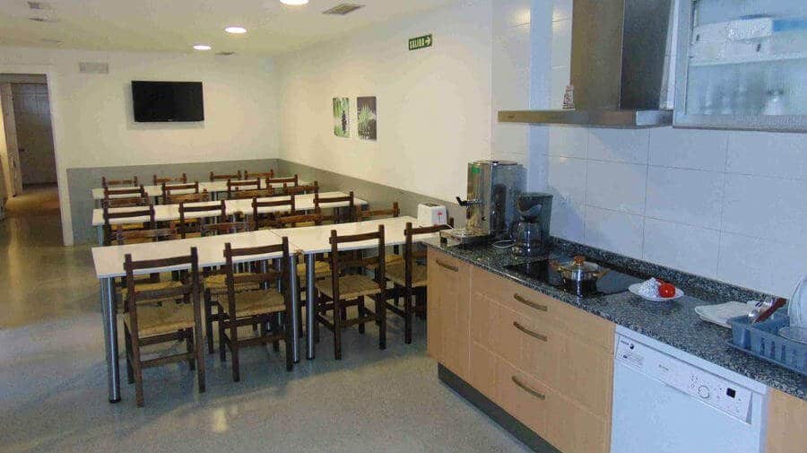 Albergue Izar, Viana, Navarra - Camino Francés :: Albergues del Camino de Santiago