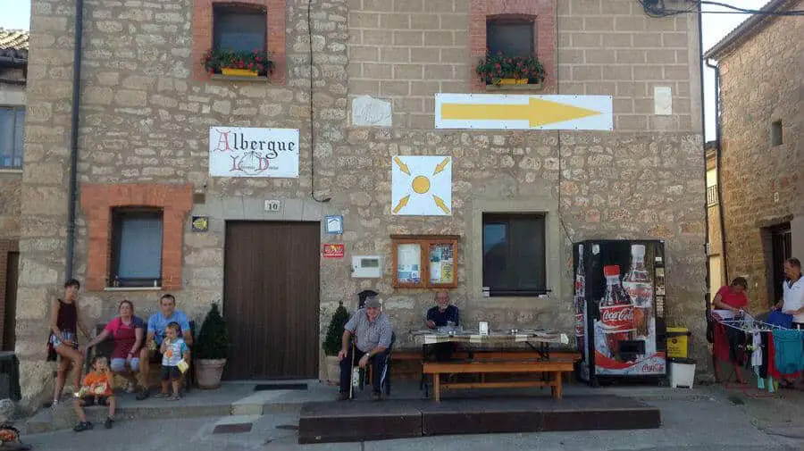 Albergue de peregrinos Liberanos Domine, Rabé de las Calzadas, Burgos - Camino Francés :: Albergues del Camino de Santiago