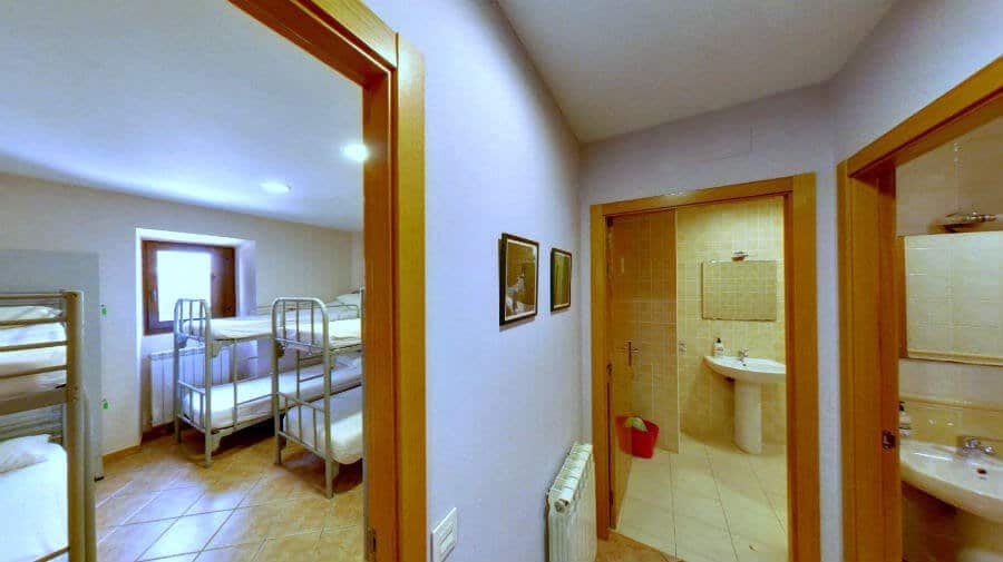 Albergue de peregrinos Liberanos Domine, Rabé de las Calzadas, Burgos - Camino Francés :: Albergues del Camino de Santiago