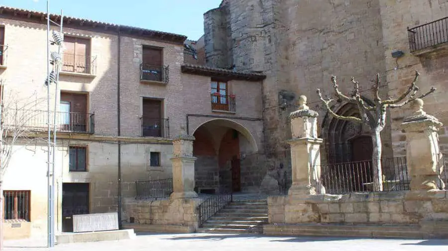 Albergue de peregrinos de la Parroquia de Santa María, Viana, Navarra - Camino Francés :: Albergues del Camino de Santiago