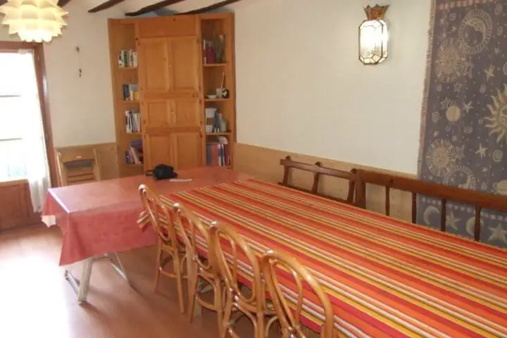Albergue de peregrinos de la Parroquia de Santa María, Viana, Navarra - Camino Francés :: Albergues del Camino de Santiago