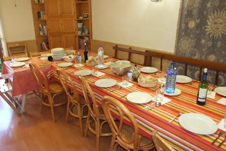 Albergue de peregrinos de la Parroquia de Santa María, Viana, Navarra - Camino Francés :: Albergues del Camino de Santiago