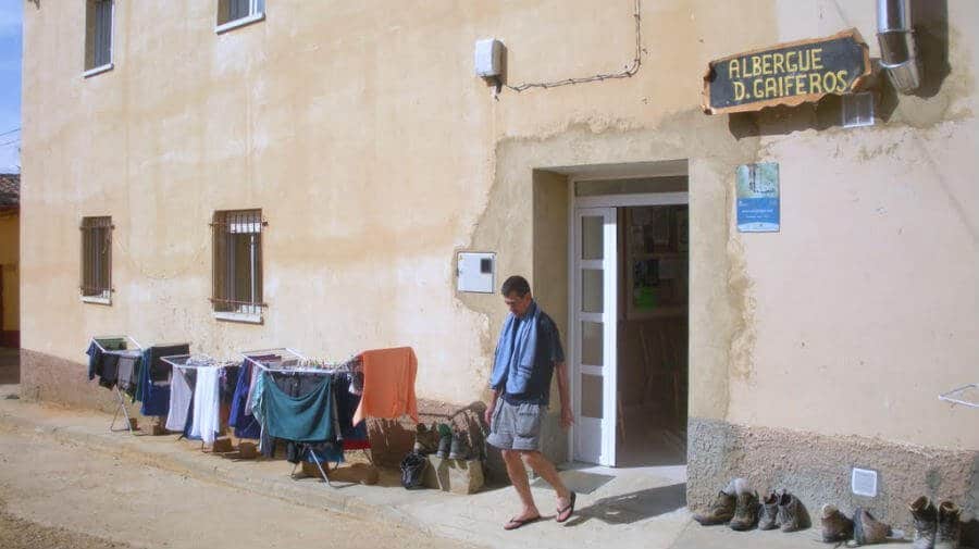 Albergue de peregrinos municipal Don Gaiferos, Reliegos, León - Camino Francés :: Albergues del Camino de Santiago