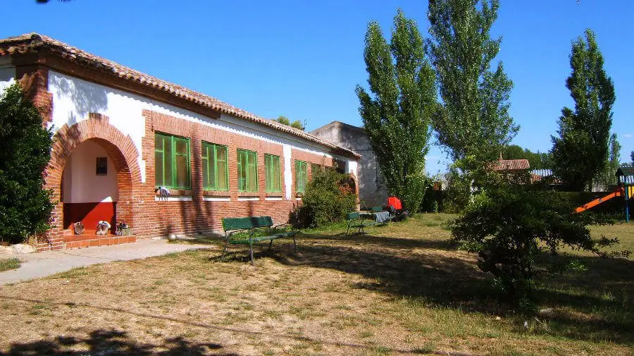 Albergue de peregrinos municipal de Población de Campos - Camino Francés :: Albergues del Camino de Santiago