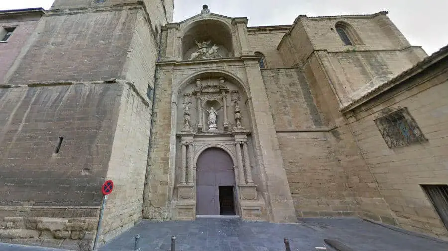 Albergue parroquial Santiago el Real, Logroño, La Rioja - Camino Francés :: Albergues del Camino de Santiago