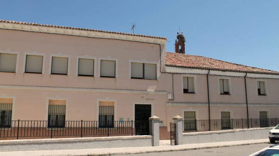 Albergue de peregrinos del Espíritu Santo, Carrión de los Condes, Palencia - Camino Francés :: Albergues del Camino de Santiago