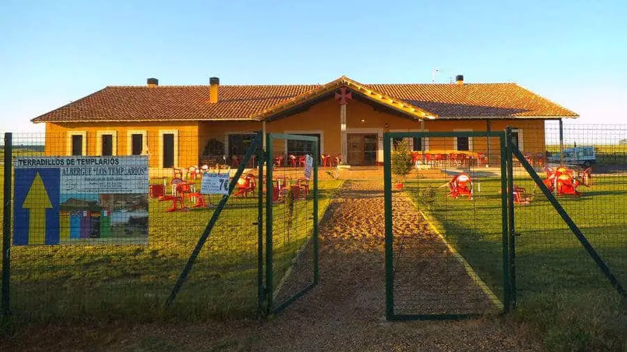 Albergue Los Templarios, Terradillos de los Templarios, Palencia - Camino Francés :: Albergues del Camino de Santiago