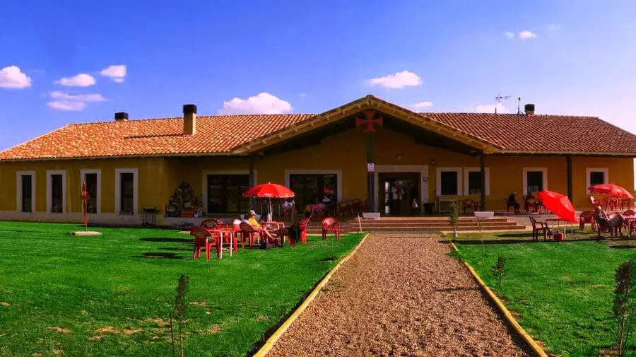 Albergue Los Templarios, Terradillos de los Templarios, Palencia - Camino Francés :: Albergues del Camino de Santiago