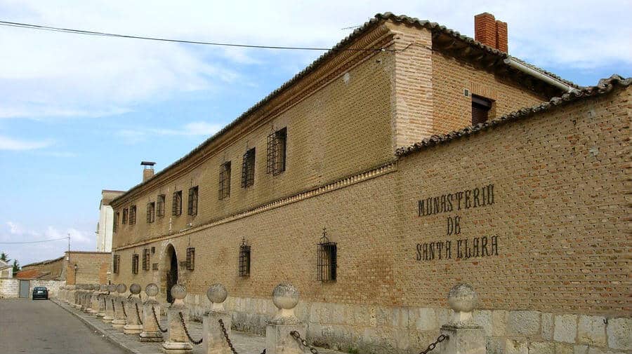 Albergue de peregrinos del Convento de Santa Clara, Carrión de los Condes, Palencia - Camino Francés :: Albergues del Camino de Santiago