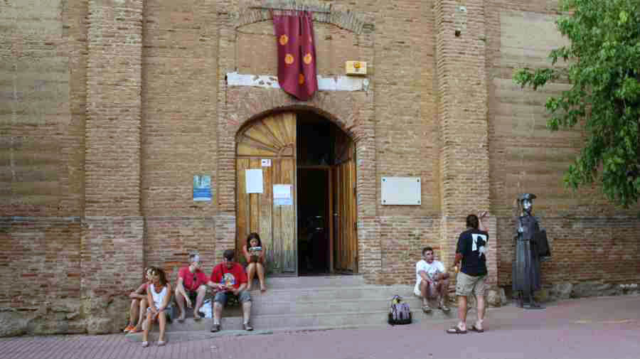 Albergue de peregrinos municipal Cluny, Sahagún, León - Camino Francés :: Albergues del Camino de Santiago