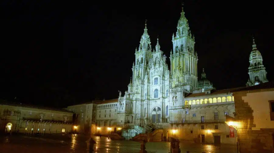 Catedral de Santiago de Compostela (Foto: Turismo de Santiago) :: Guía del Camino de Santiago Catedral de Santiago de Compostela (Foto: Turismo de Santiago) :: Guía del Camino de Santiago