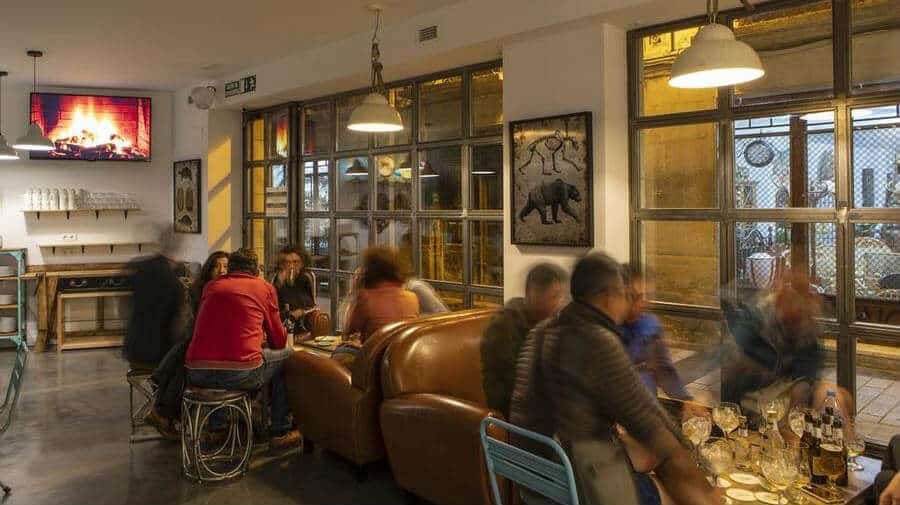 Albergue Winederful Hostel & Café, Logroño, La Rioja - Camino Francés :: Albergues del Camino de Santiago