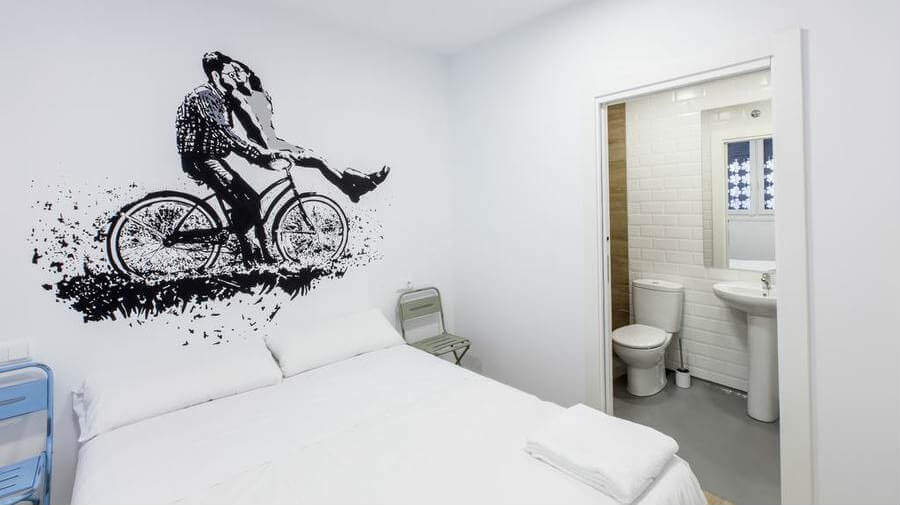 Albergue Winederful Hostel & Café, Logroño, La Rioja - Camino Francés :: Albergues del Camino de Santiago