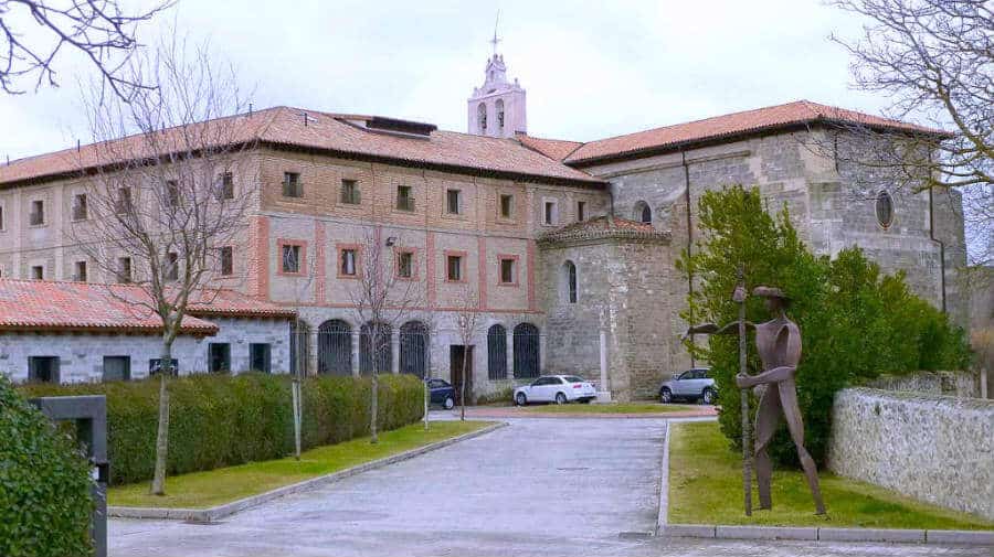 Convento de Santa María de Bretonera, Belorado, Burgos, Camino Francés :: Albergues del Camino de Santiago