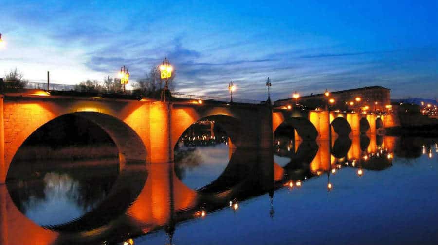 Puente sobre el río Ebro en Logroño, La Rioja - Camino Francés :: Guía del Camino de Santiago