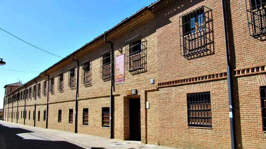 Albergue de peregrinos de las MM. Benedictinas, Sahagún, León - Camino Francés :: Albergues del Camino de Santiago Albergue de peregrinos de las MM. Benedictinas, Sahagún, León - Camino Francés :: Albergues del Camino de Santiago