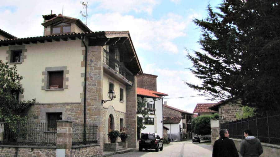 Larrasoaña, Navarra - Camino Francés :: Guía del Camino de Santiago