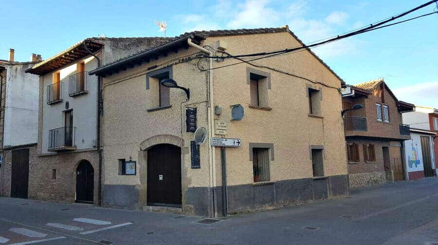 Albergue de peregrinos municipal de Sangüesa, Navarra - Camino Aragonés :: Albergues del Camino de Santiago