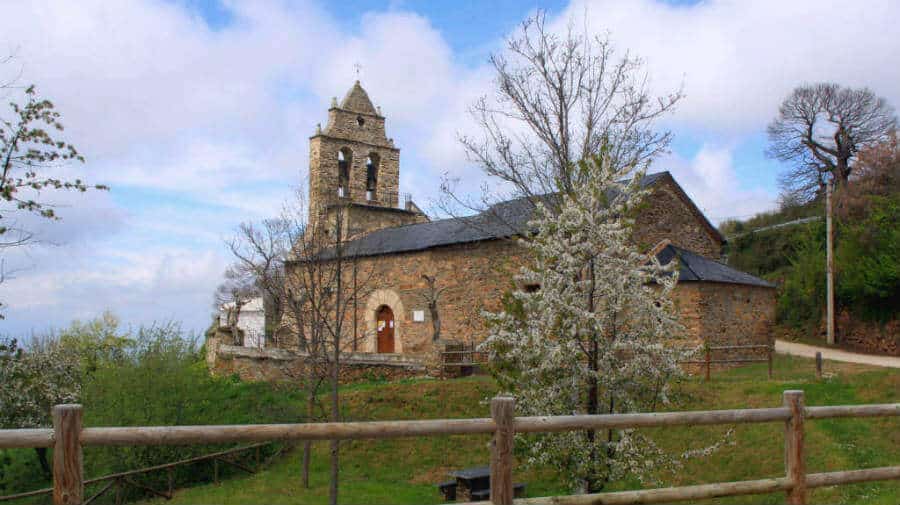 Riego de Ambrós, León - Camino de Santiago Francés :: Guía del Camino de Santiago