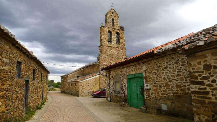 Santa Catalina de Somoza, León - Camino Francés (Etapa de Astorga a Rabanal del Camino) :: Albergues del Camino de Santiago