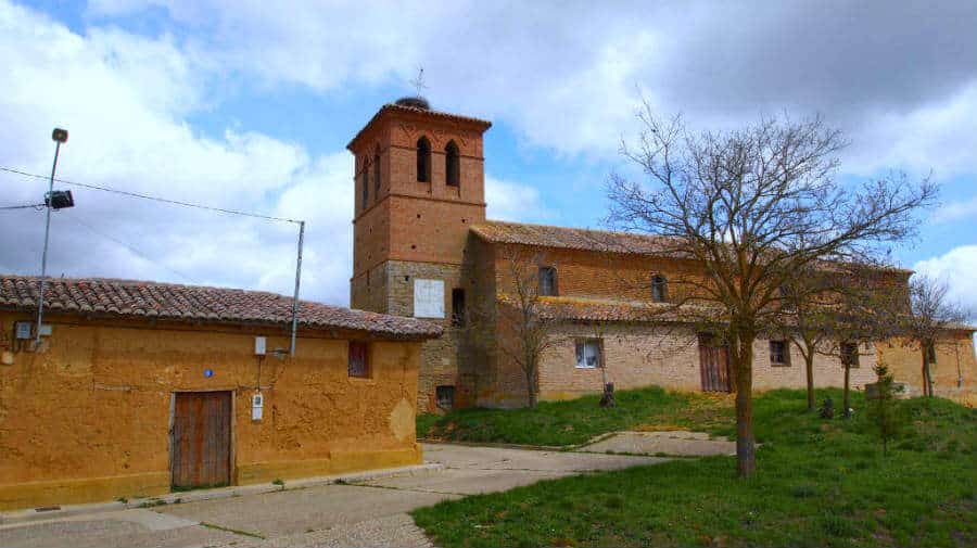 Terradillos de los Templarios, Palencia - Camino Francés (Etapa de Ledigos a Sahagún) :: Guía del Camino de Santiago