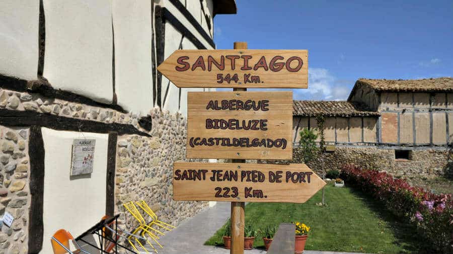 Albergue Bideluze, Castildelgado, Burgos - Camino Francés :: Albergues del Camino de Santiago