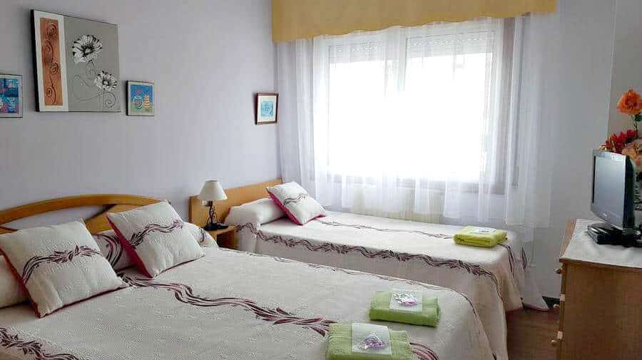 Albergue Camiño Real, Sigüeiro - Camino Inglés :: Albergues del Camino de Santiago
