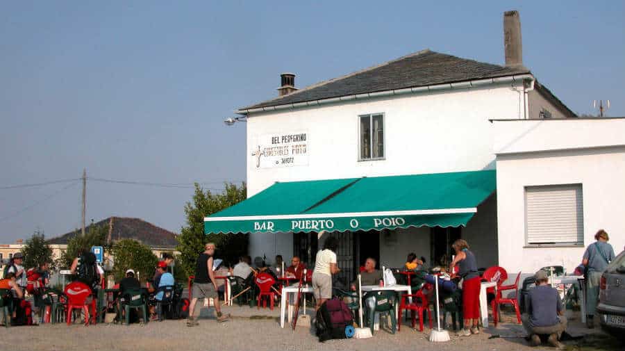 Albergue El Puerto, Alto do Poio, Lugo - Camino Francés :: Albergues del Camino de Santiago