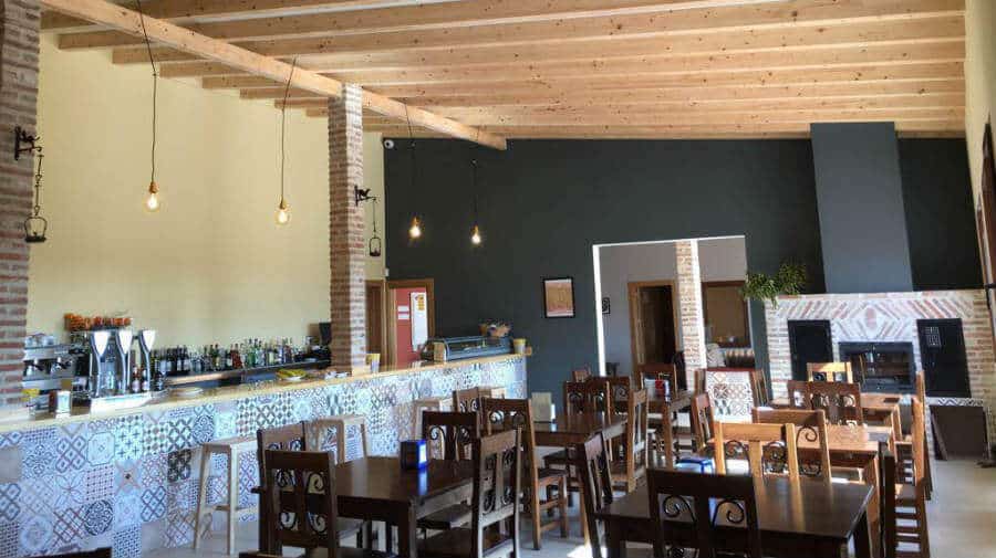Albergue La Perala, Bercianos del Real Camino, León - Camino Francés :: Albergues del Camino de Santiago