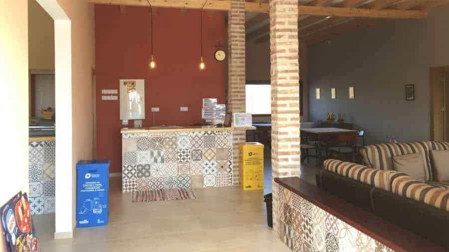 Albergue La Perala, Bercianos del Real Camino, León - Camino Francés :: Albergues del Camino de Santiago