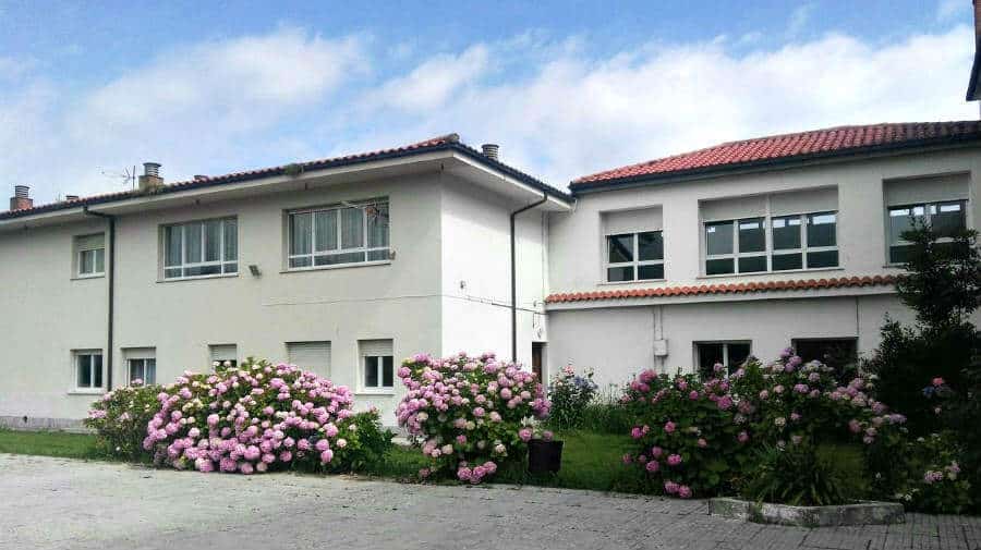 Albergue Llanes International Hostel, Póo, Asturias - Camino del Norte :: Albergues del Camino de Santiago