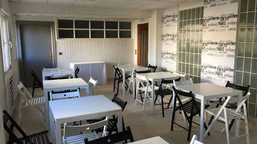 Albergue Llanes International Hostel, Póo, Asturias - Camino del Norte :: Albergues del Camino de Santiago