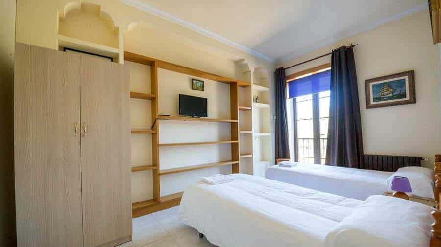 Albergue Villa San Clemente, Tui - Camino Portugués :: Albergues del Camino de Santiago