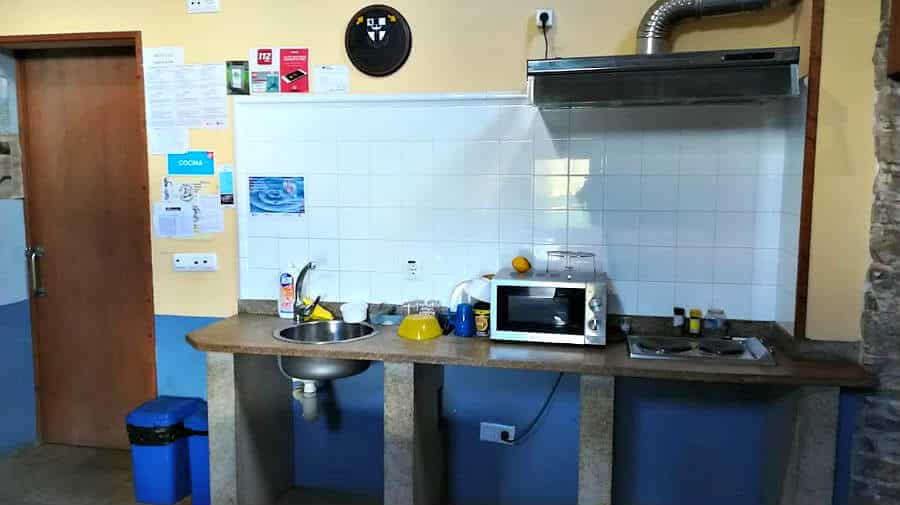 Albergue de peregrinos de la Xunta de Galicia de Bruma - Camino Inglés :: Albergues del Camino de Santiago
