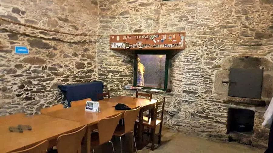 Albergue de peregrinos de la Xunta de Galicia de Bruma - Camino Inglés :: Albergues del Camino de Santiago