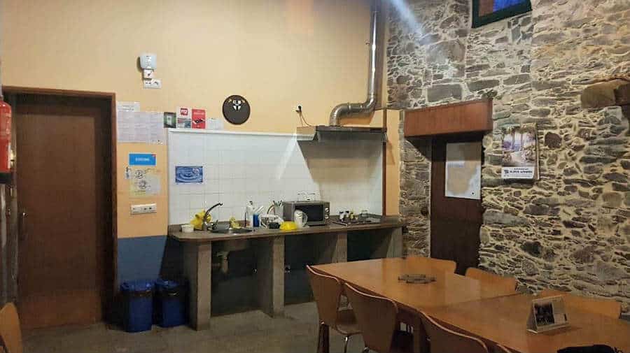 Albergue de peregrinos de la Xunta de Galicia de Bruma - Camino Inglés :: Albergues del Camino de Santiago