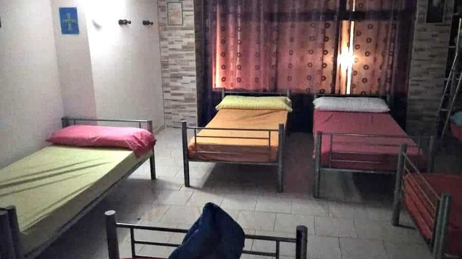 Albergue de peregrinos El Cruce, La Espina, Asturias - Camino Primitivo :: Albergues del Camino de Santiago