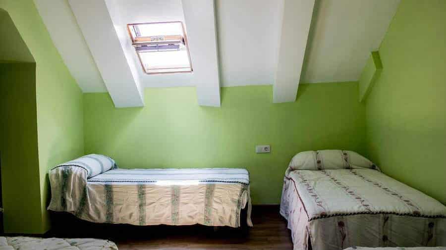 Albergue Hostel Roots & Boots, Lugo - Camino Primitivo :: Albergues del Camino de Santiago