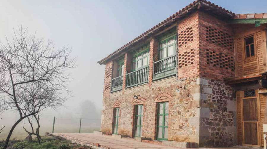 Albergue La Figal de Xugabolos, Casazorrina, Asturias - Camino Primitivo :: Albergues del Camino de Santiago