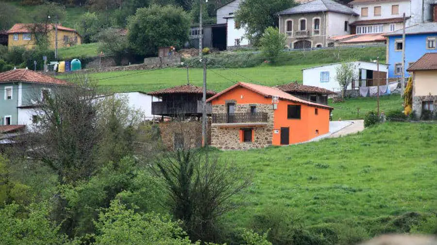 Albergue La Montera, Borres, Asturias - Camino Primitivo :: Albergues del Camino de Santiago